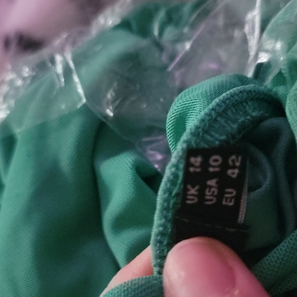 PRETTY LITTLE THING COWL NECK DRESS - Picture 6 of 6